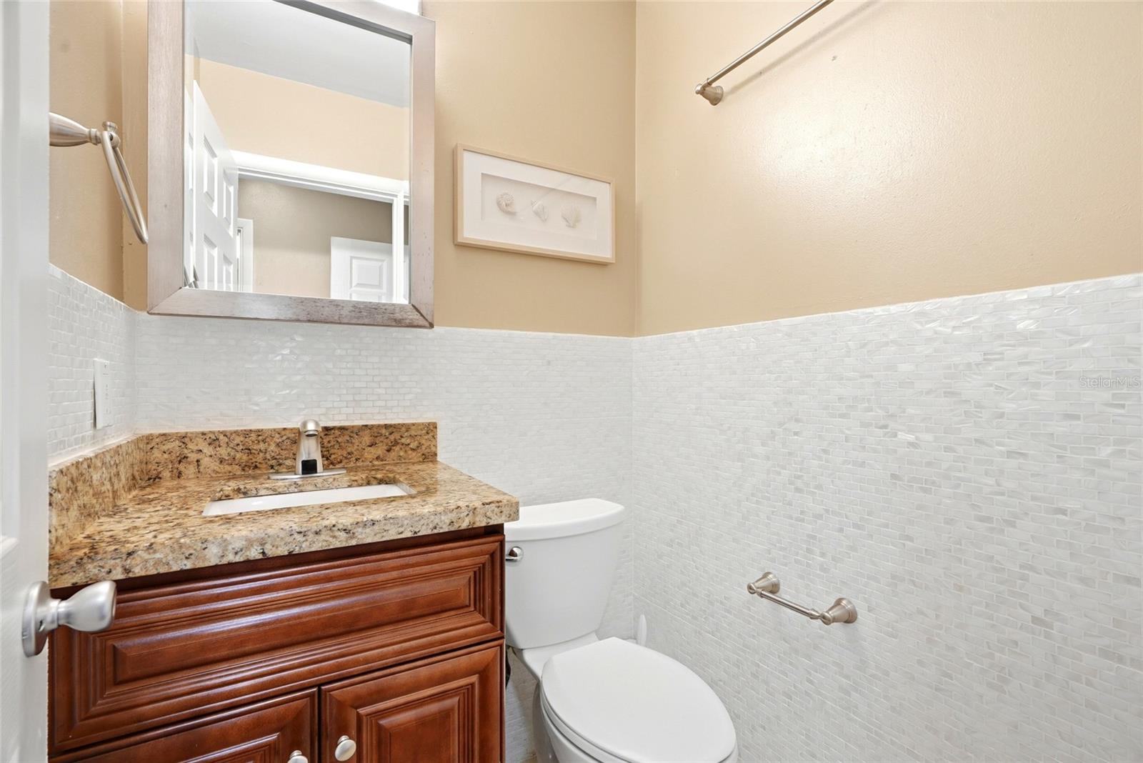 DOUGLAS MANOR ESTATES 2ND ADD - Residential
