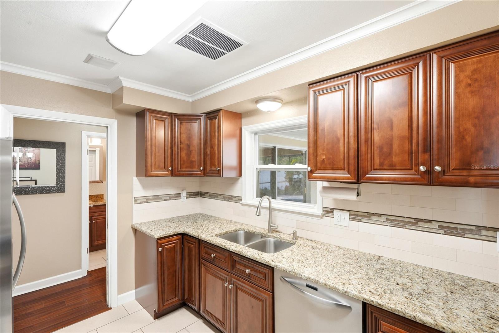 DOUGLAS MANOR ESTATES 2ND ADD - Residential