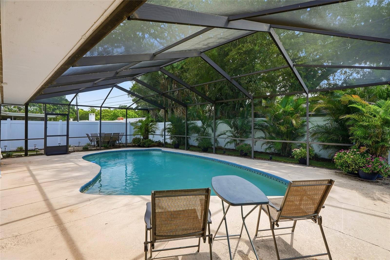 DOUGLAS MANOR ESTATES 2ND ADD - Residential