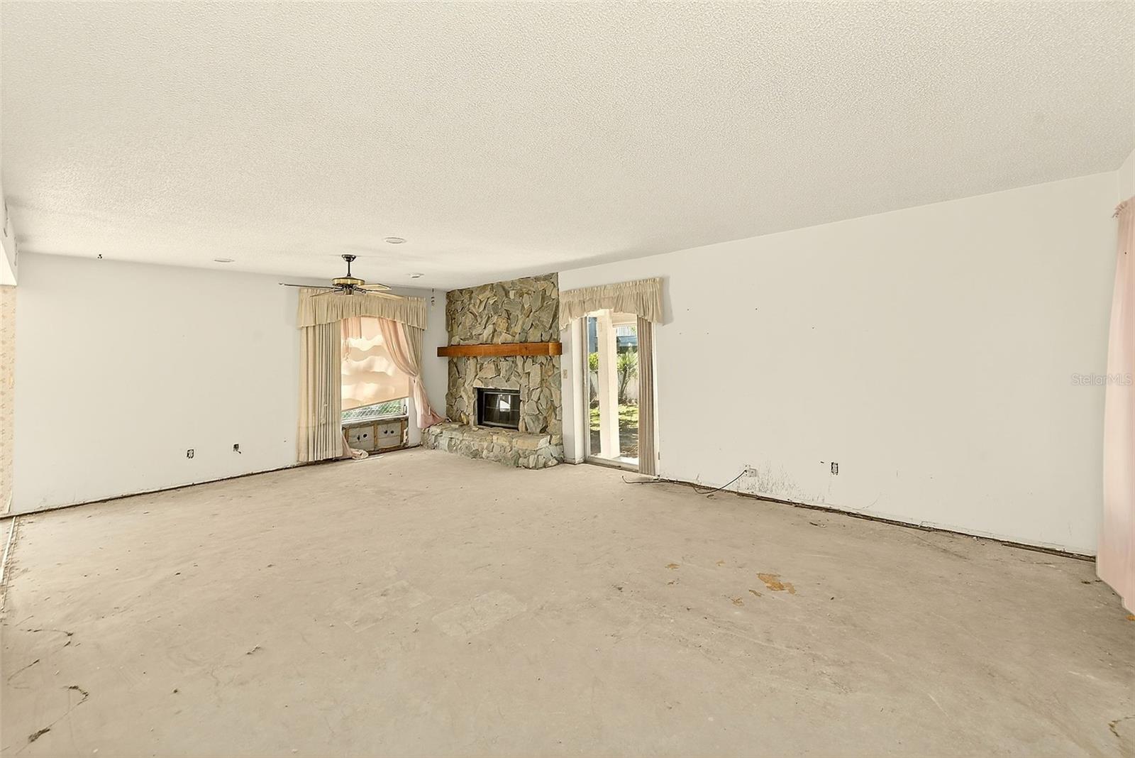 BELLEAIR BEACH - Residential