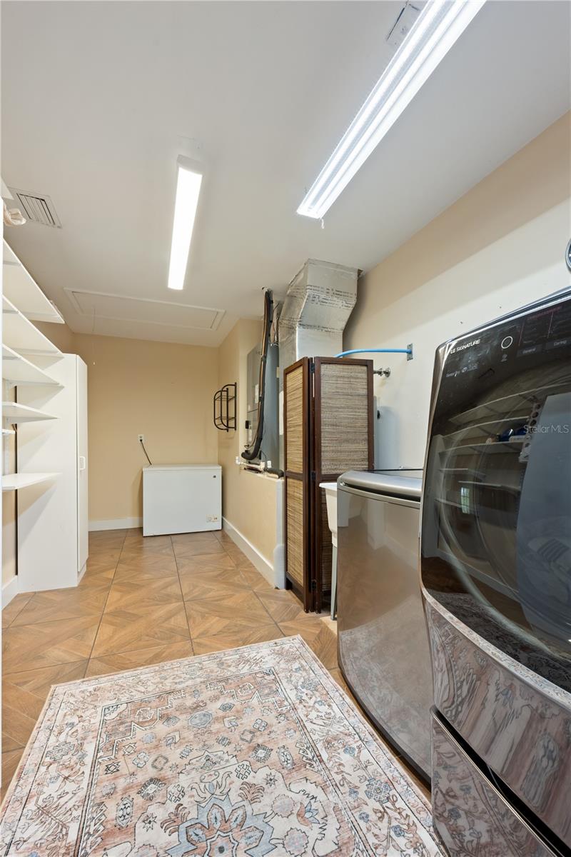 FLEMINGTON RANCHES - Residential