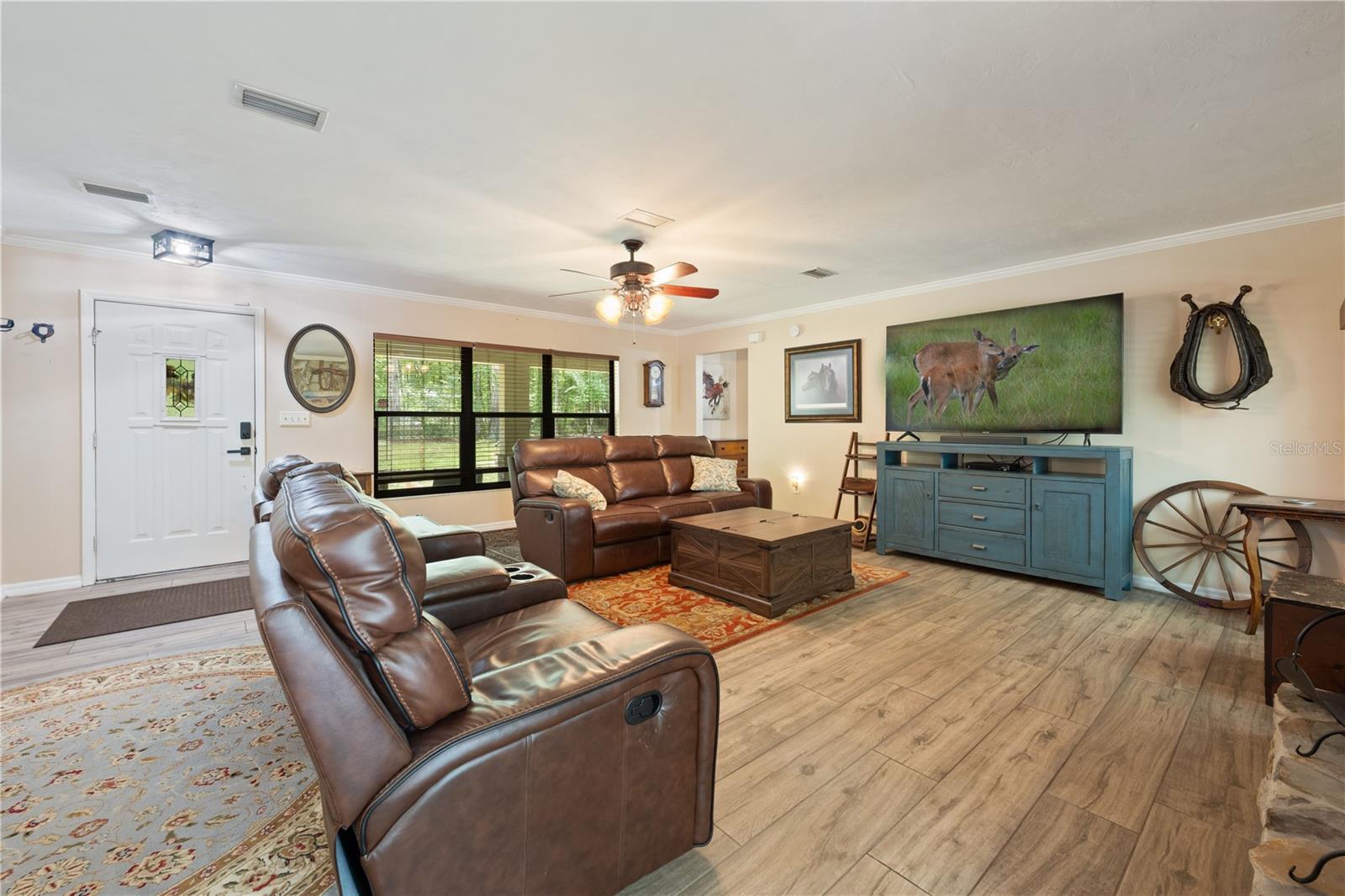 FLEMINGTON RANCHES - Residential