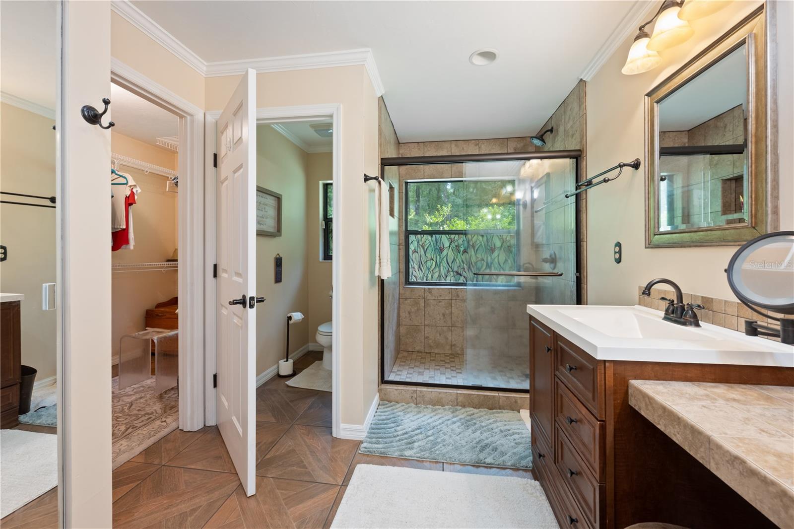 FLEMINGTON RANCHES - Residential