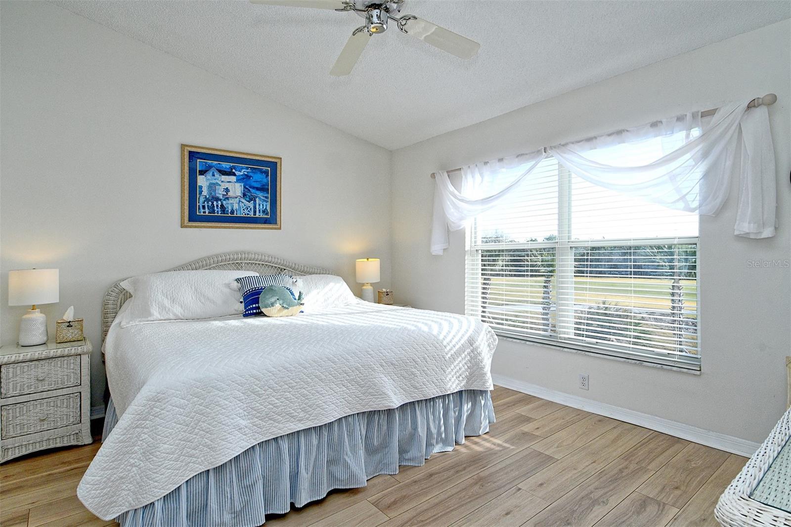 HERITAGE OAKS GOLF & COUNTRY CLUB - Residential