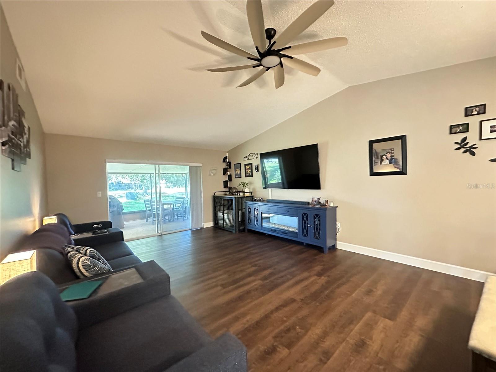 BEACON WOODS FAIRVIEW VILLAGE - Residential