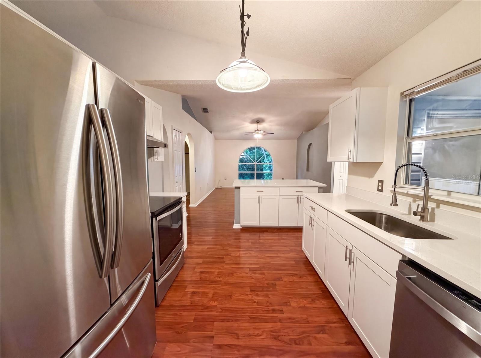 PLANTATION ESTATES UNIT 01 - Residential