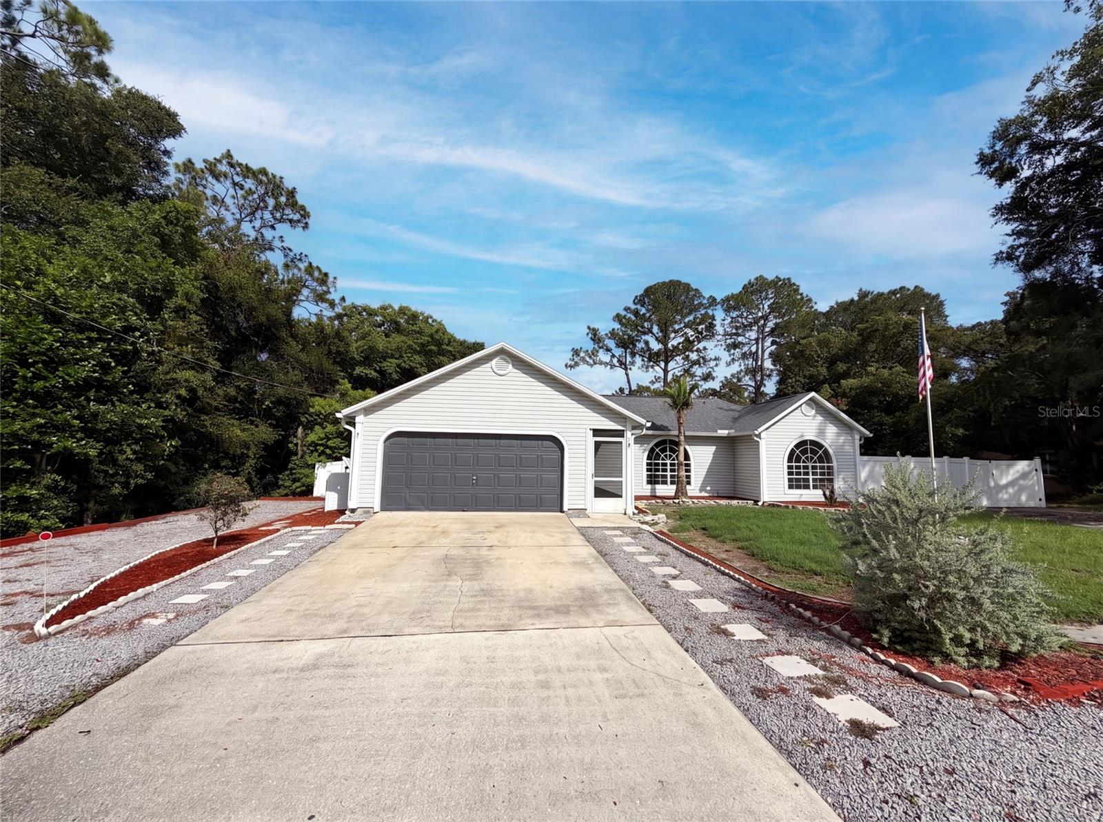 PLANTATION ESTATES UNIT 01 - Residential