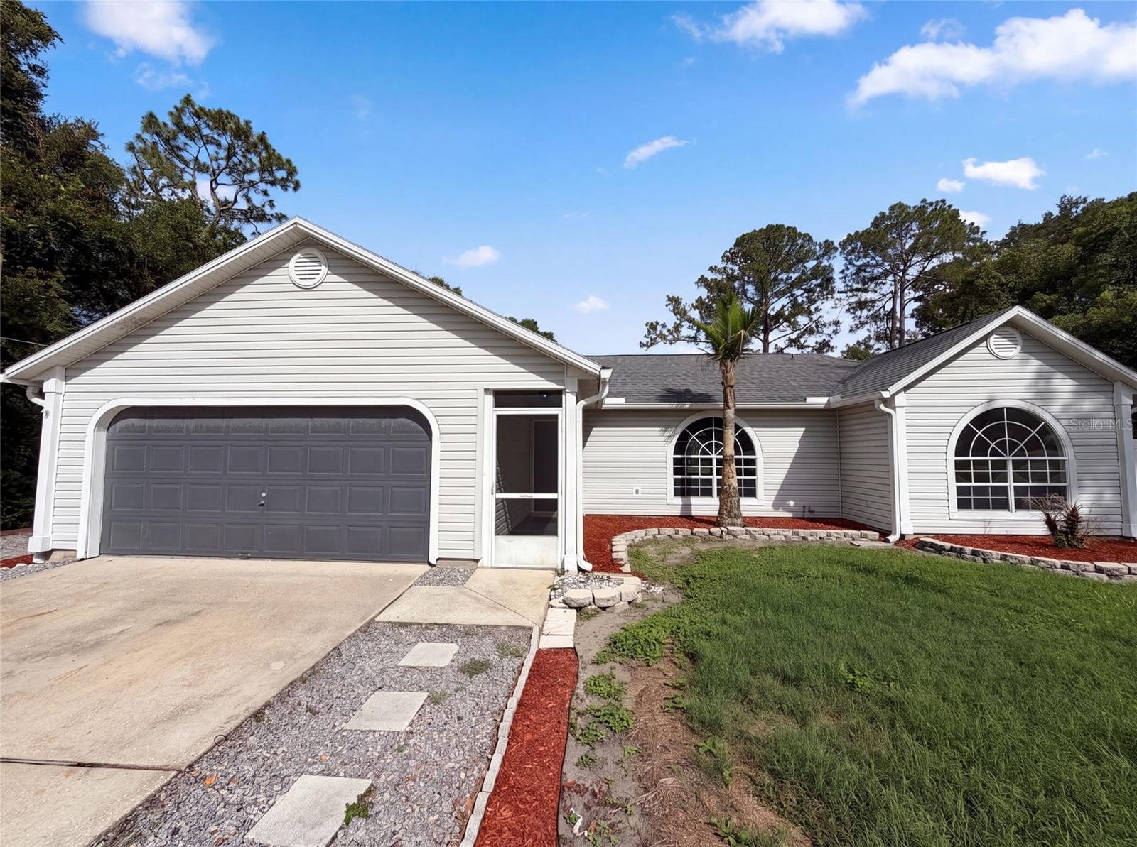 PLANTATION ESTATES UNIT 01 - Residential