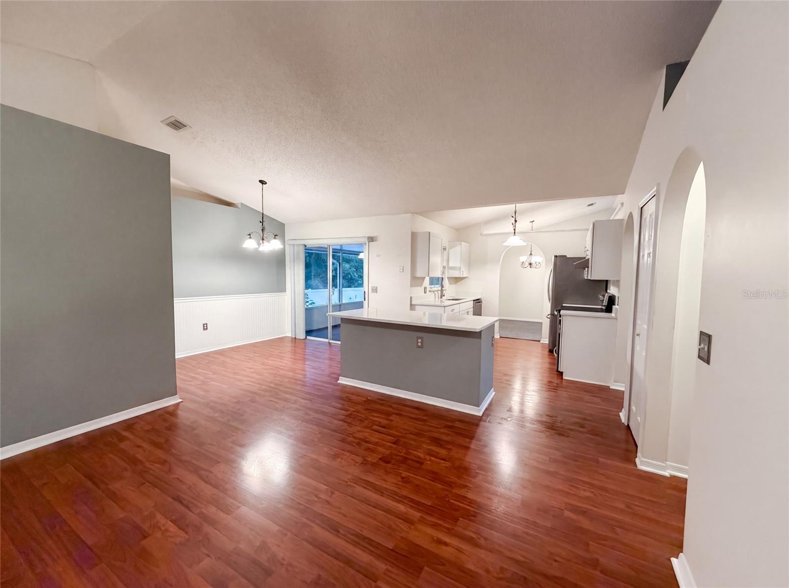 PLANTATION ESTATES UNIT 01 - Residential