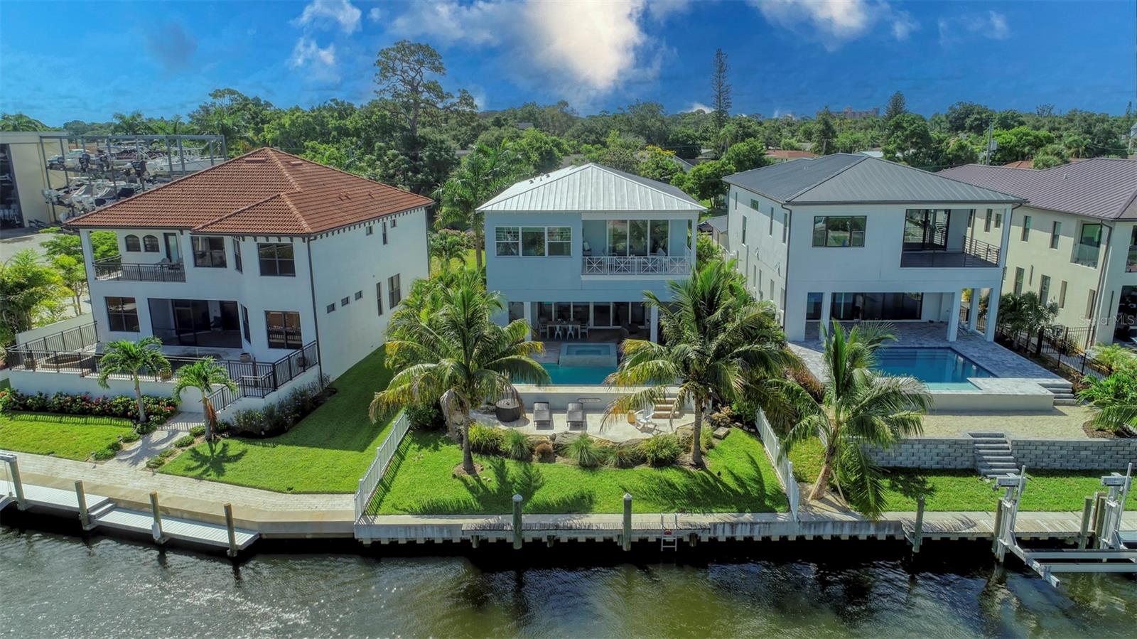 HOLIDAY HARBOR UNIT 1 - Residential