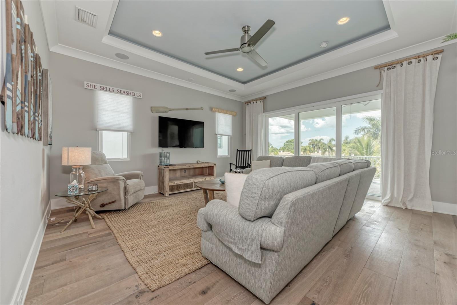 HOLIDAY HARBOR UNIT 1 - Residential