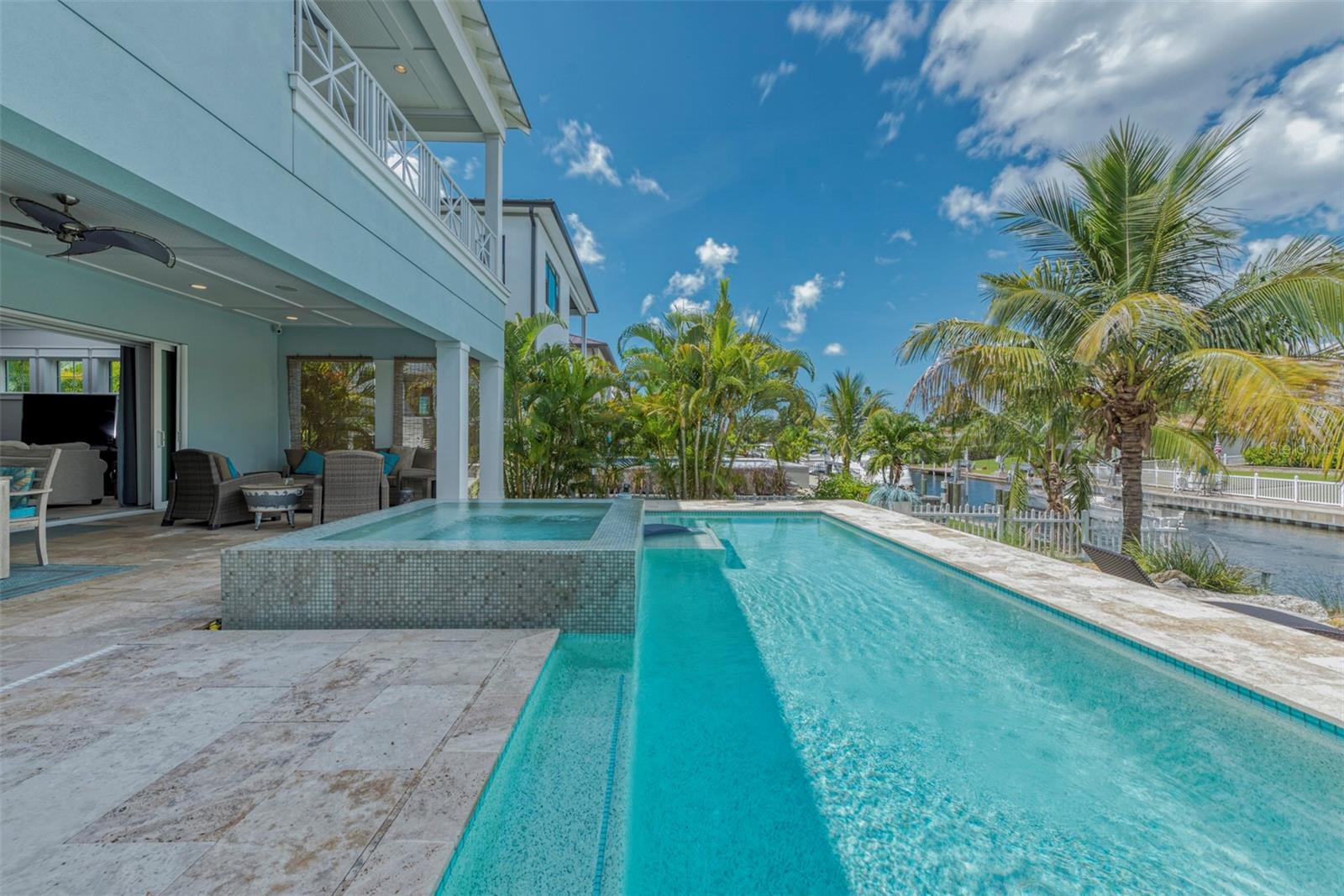 HOLIDAY HARBOR UNIT 1 - Residential