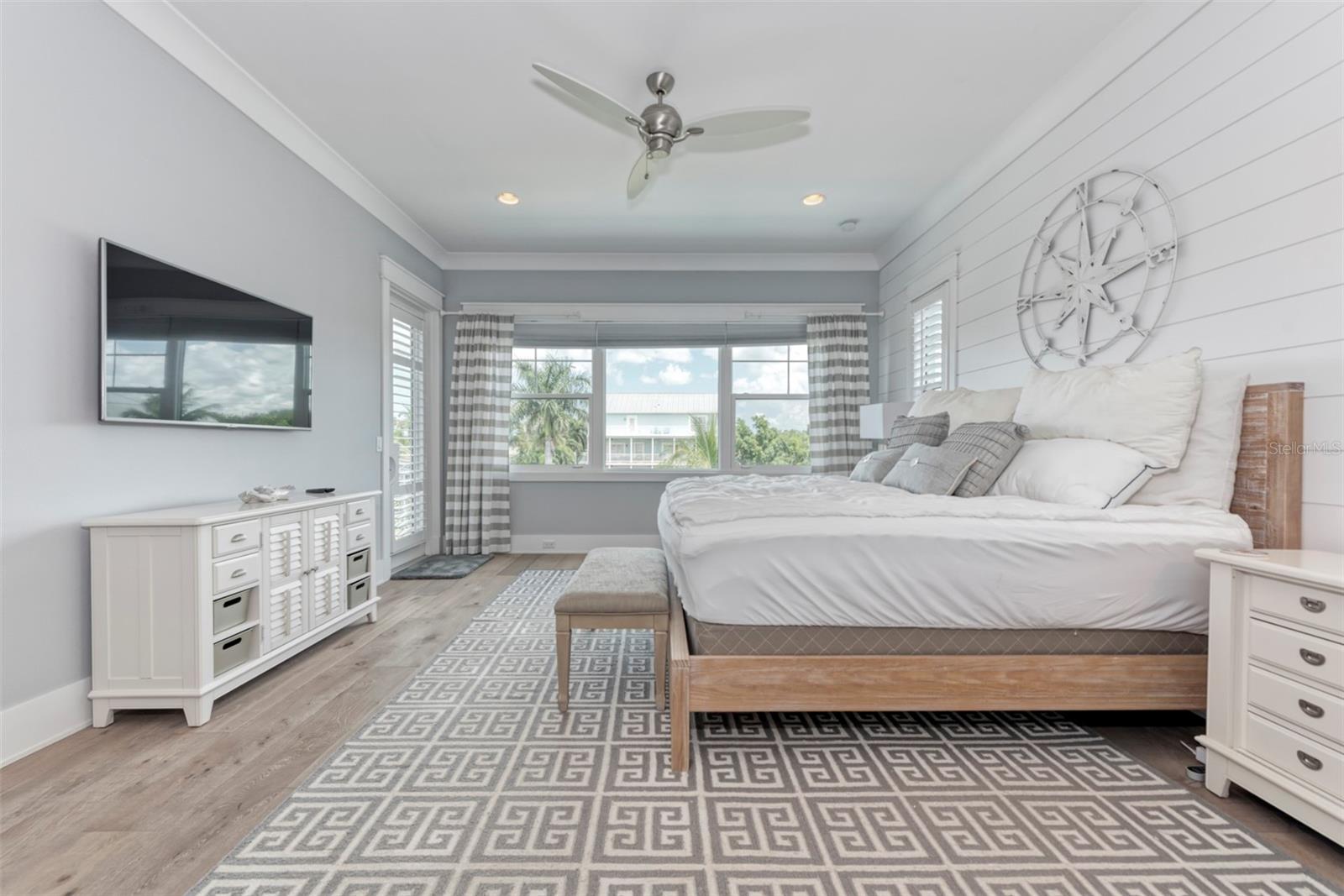 HOLIDAY HARBOR UNIT 1 - Residential