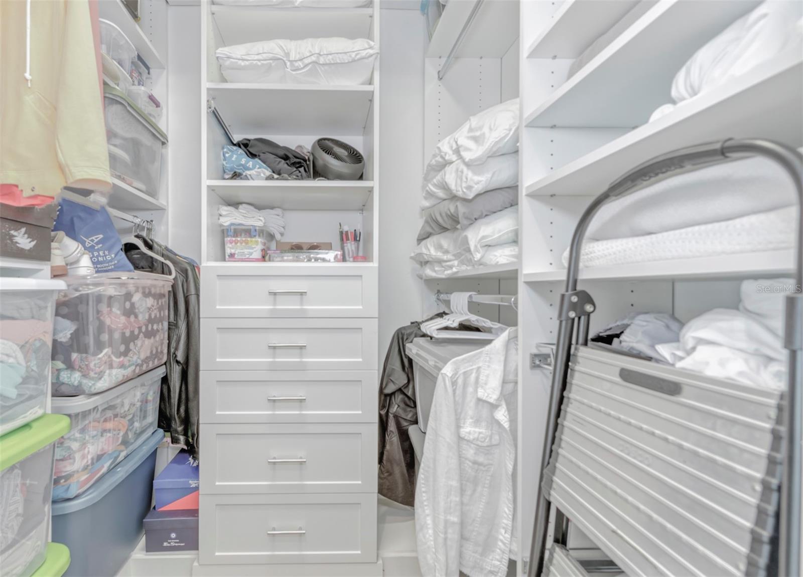 HOLIDAY HARBOR UNIT 1 - Residential