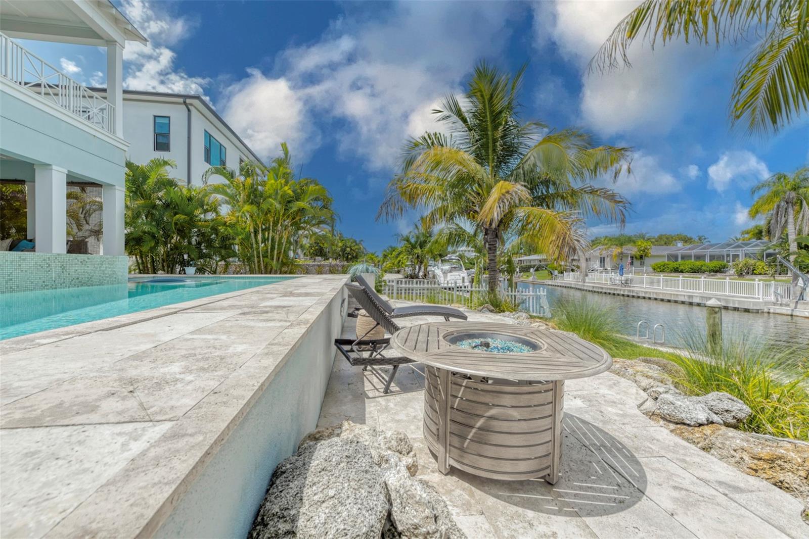 HOLIDAY HARBOR UNIT 1 - Residential
