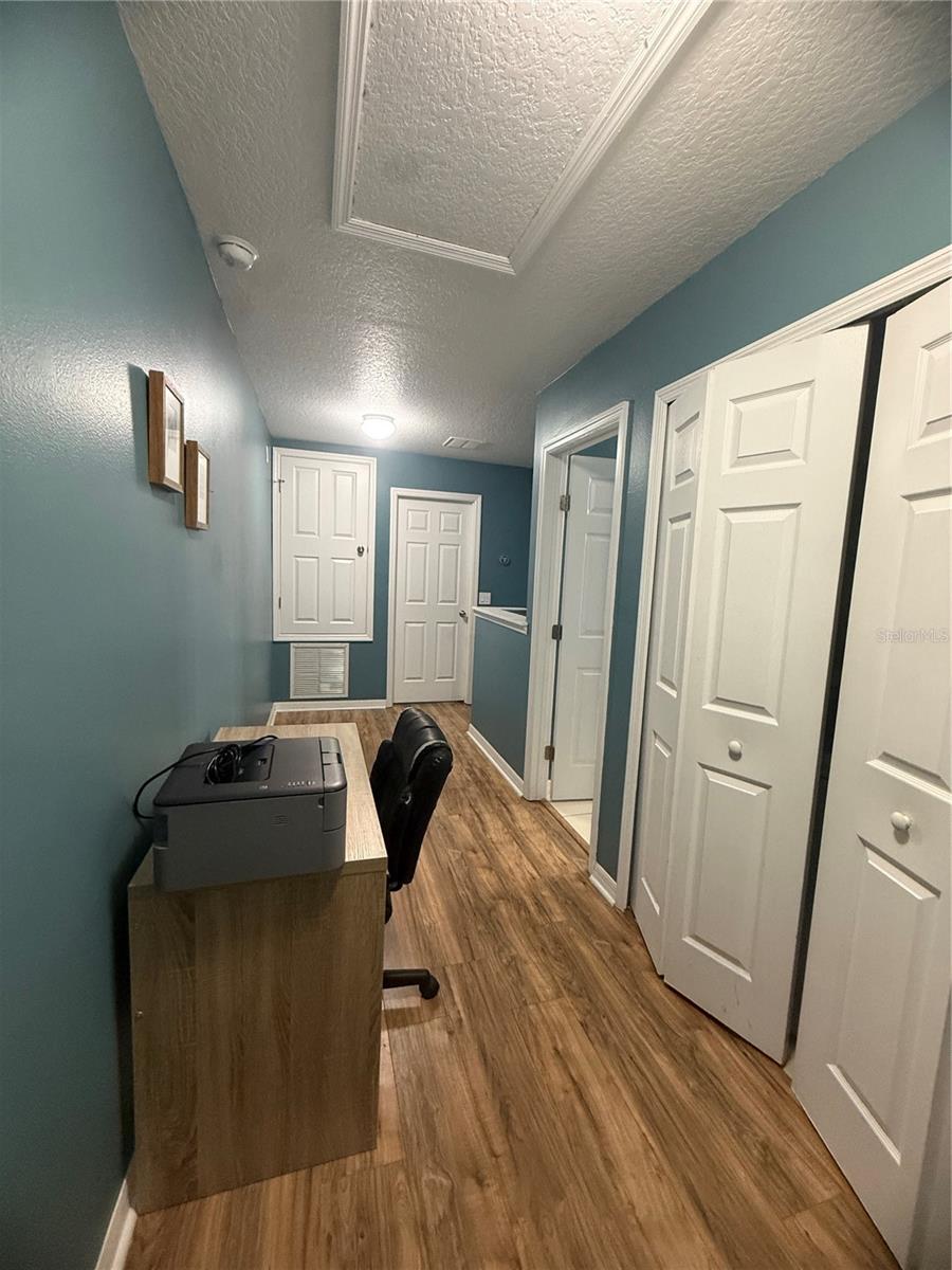 CRESTWYND BAY - Residential Lease