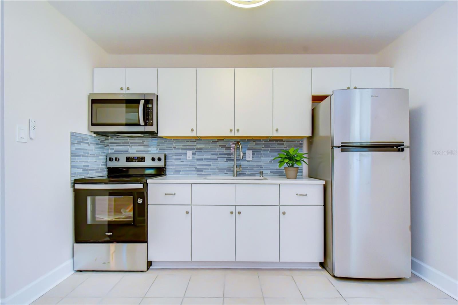 BAYSIDE 2ND ADD TO ST PETE BEACH - Residential Lease