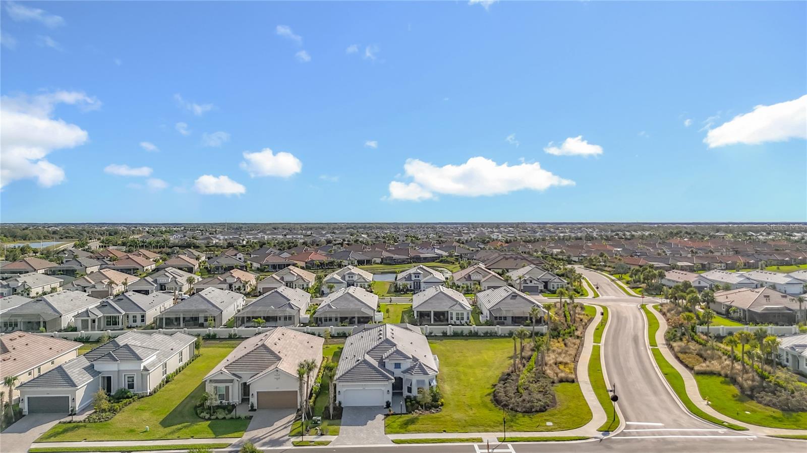 AZARIO LAKEWOOD RANCH - Residential