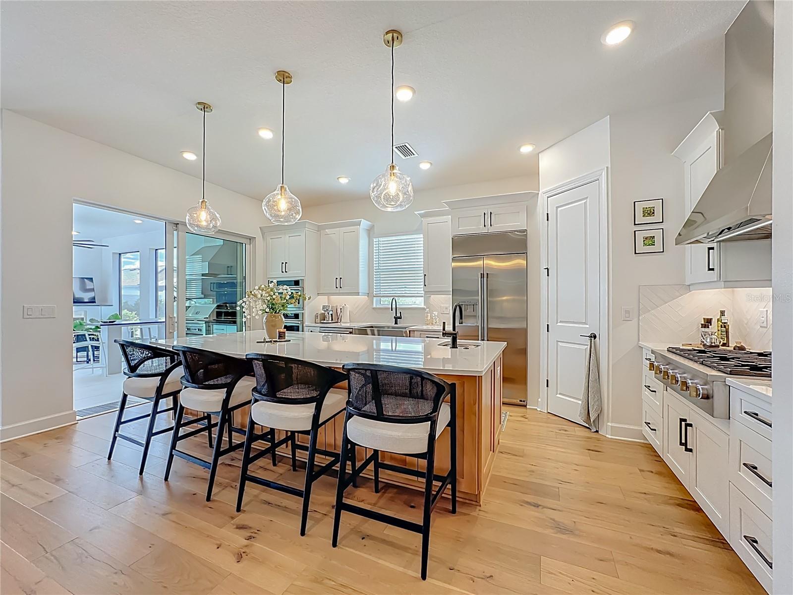 AZARIO LAKEWOOD RANCH - Residential