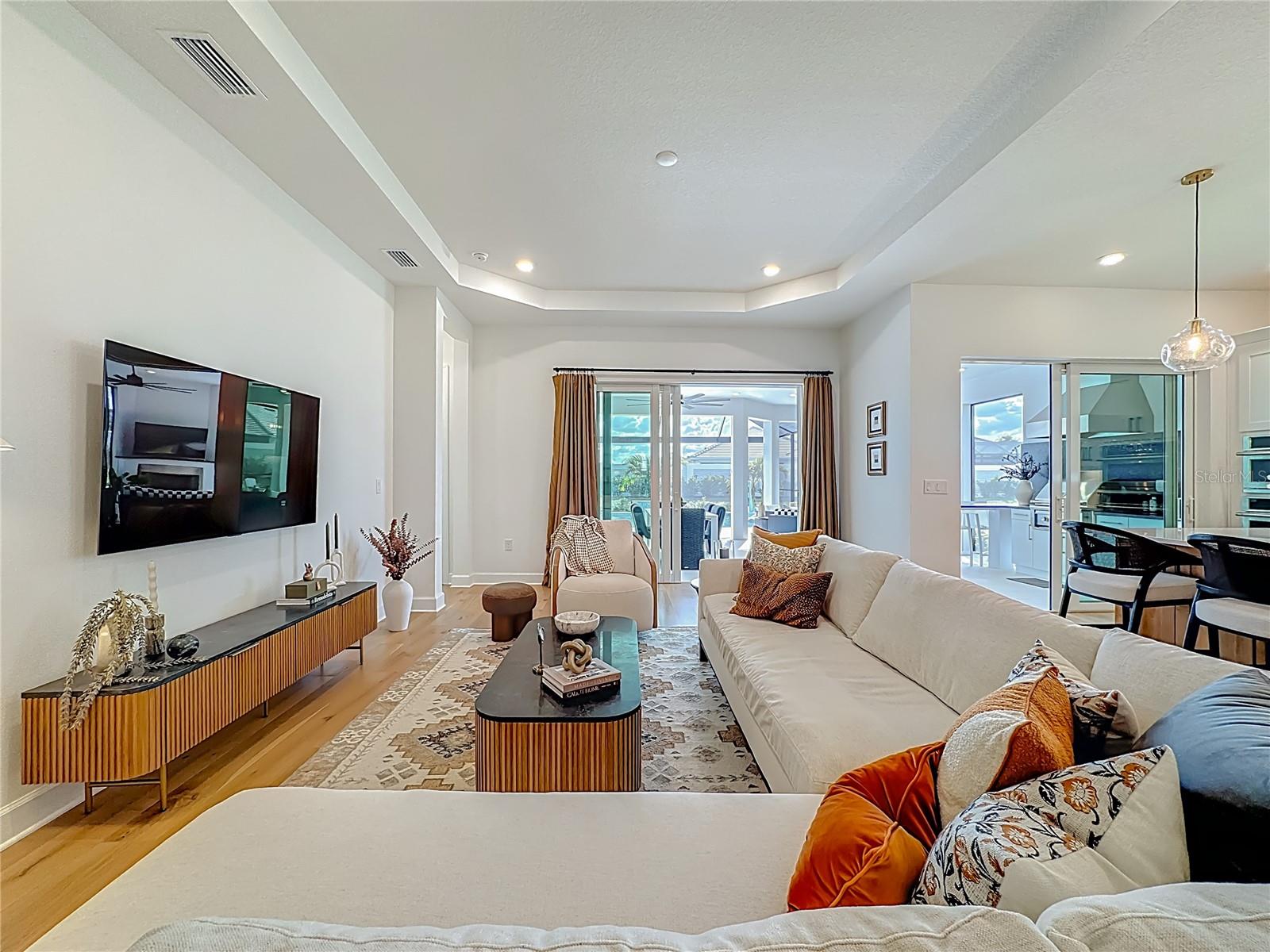 AZARIO LAKEWOOD RANCH - Residential