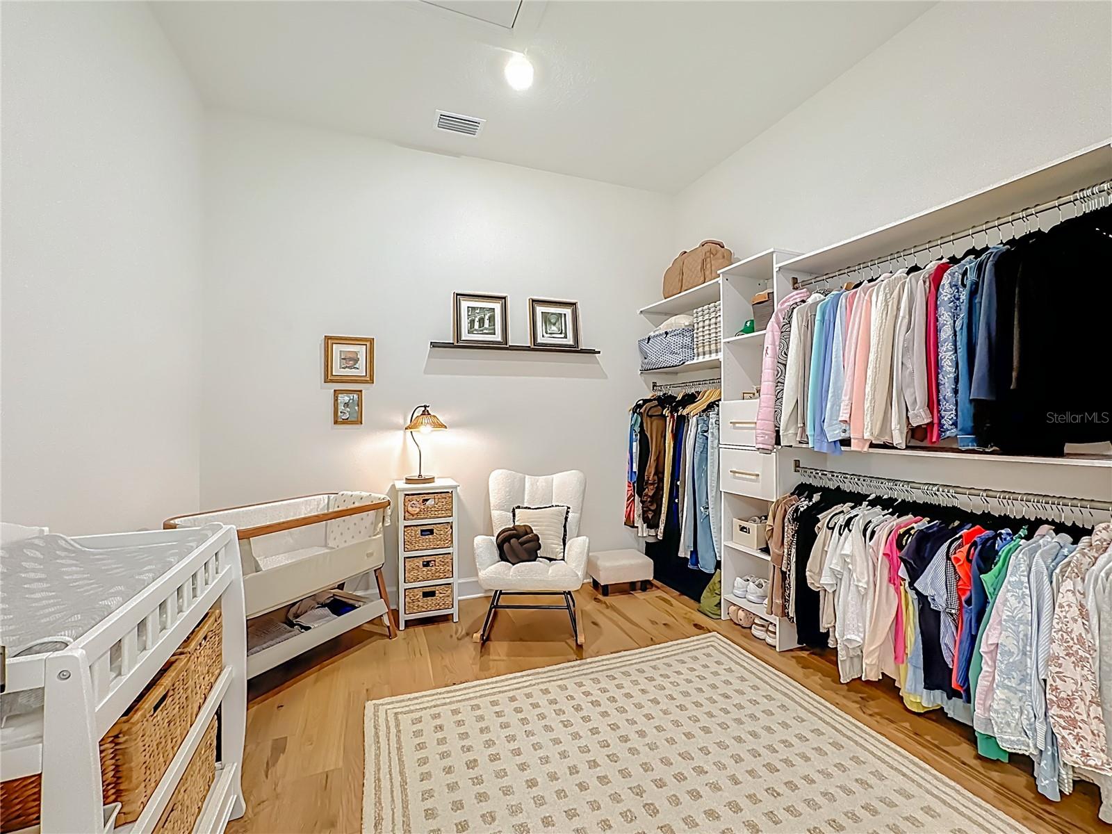 AZARIO LAKEWOOD RANCH - Residential