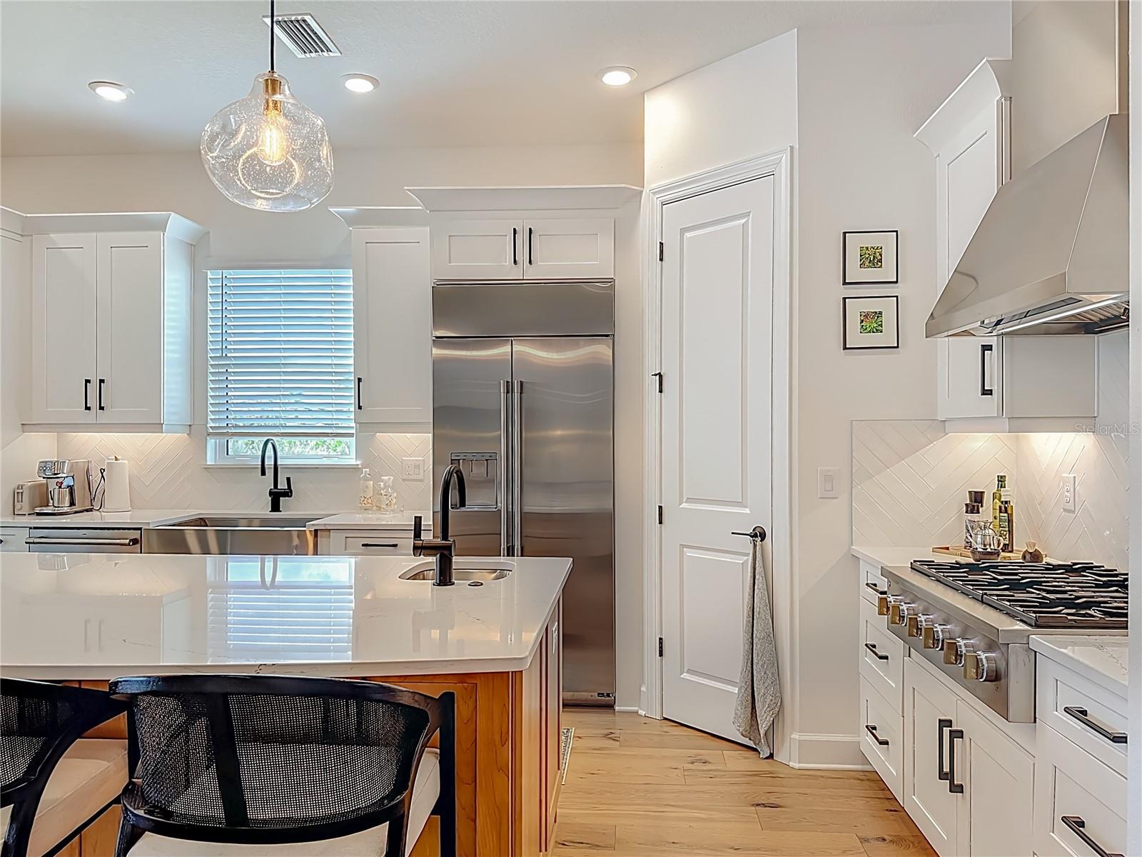 AZARIO LAKEWOOD RANCH - Residential