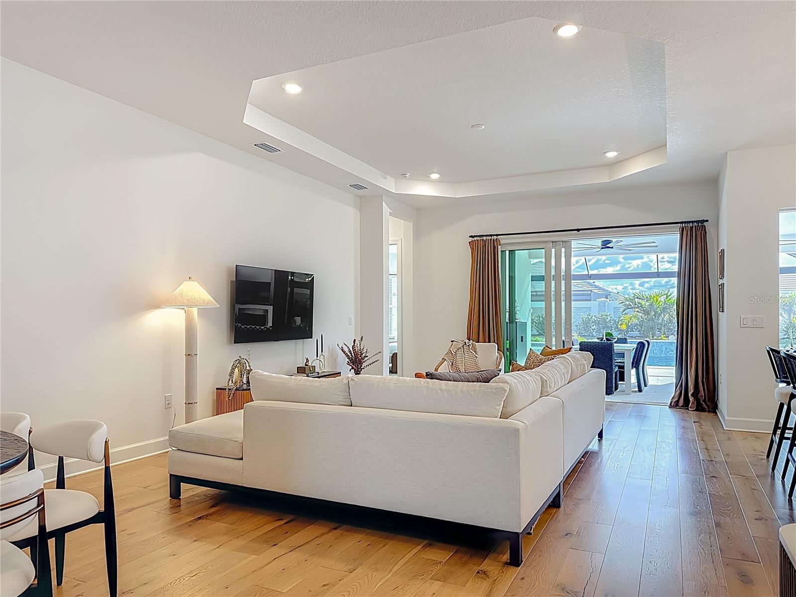 AZARIO LAKEWOOD RANCH - Residential
