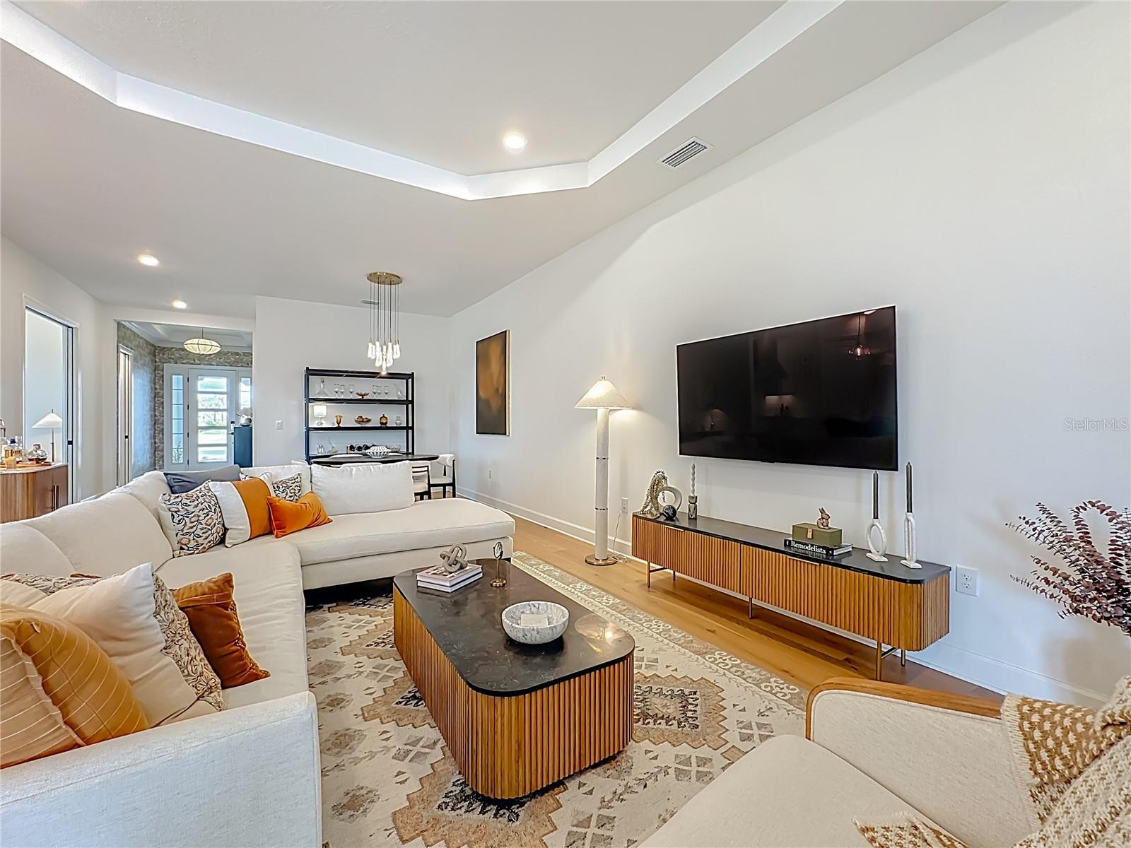 AZARIO LAKEWOOD RANCH - Residential