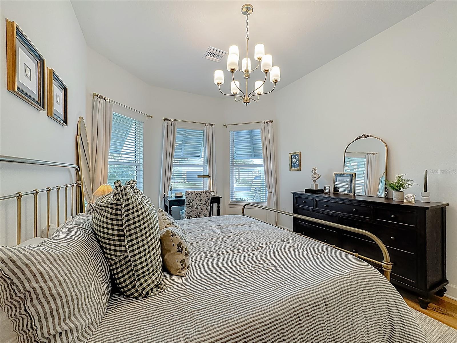 AZARIO LAKEWOOD RANCH - Residential