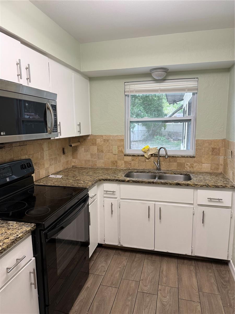 RIDGEWOOD ESTATES ADD 05 RESUB 01 - Residential