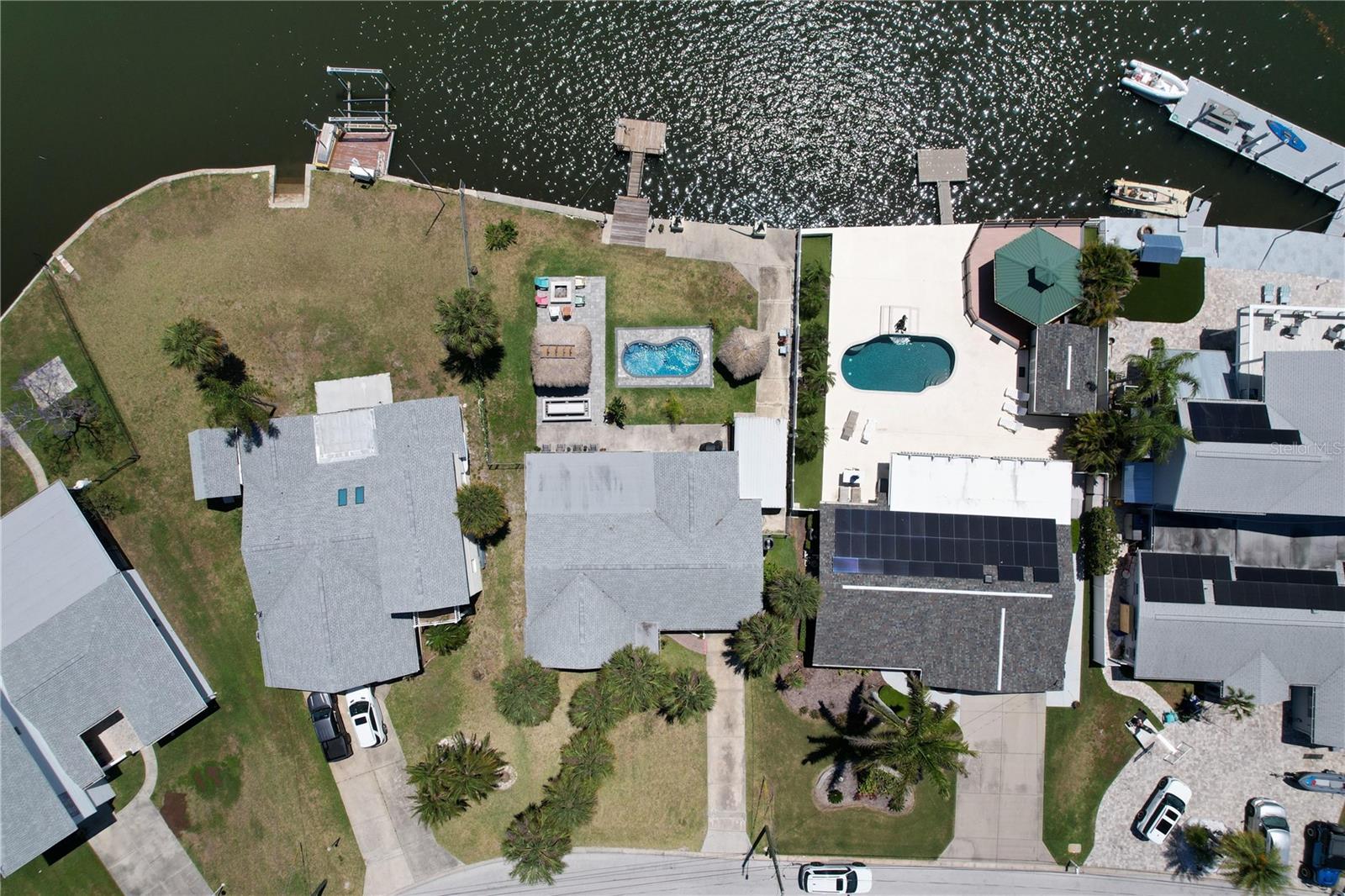 HARBOR ISLES - Residential