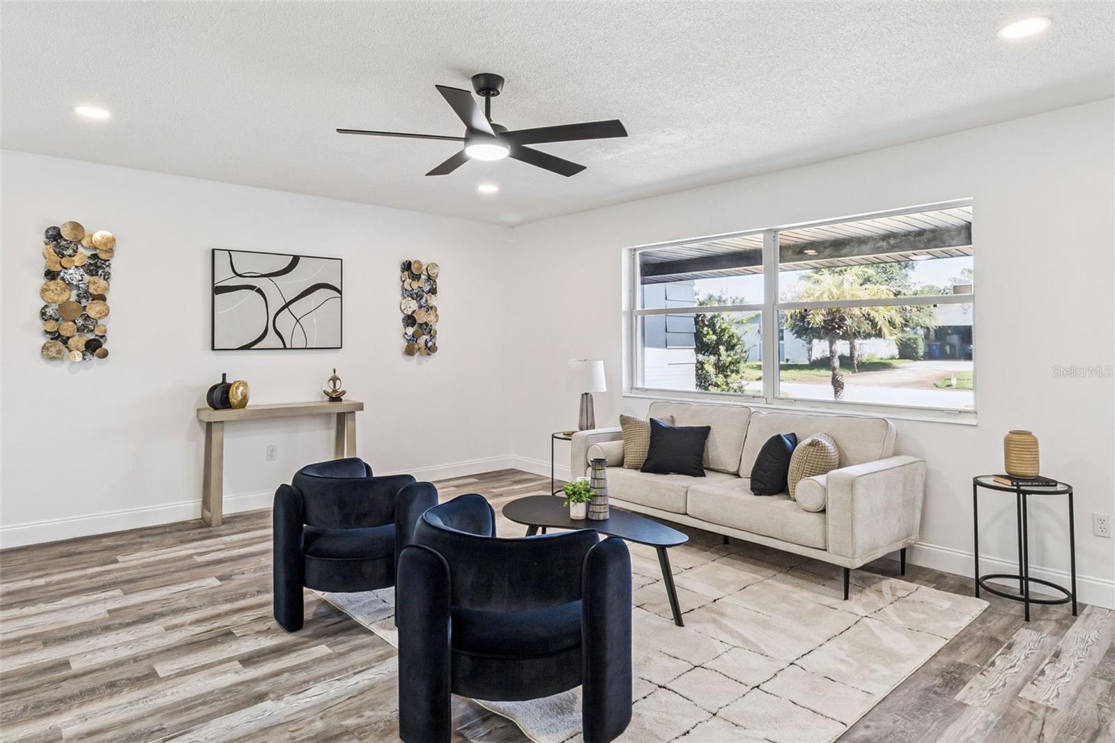 FISKE TERRACE UNIT 04 - Residential