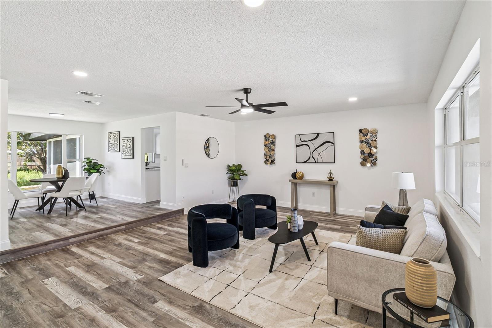 FISKE TERRACE UNIT 04 - Residential