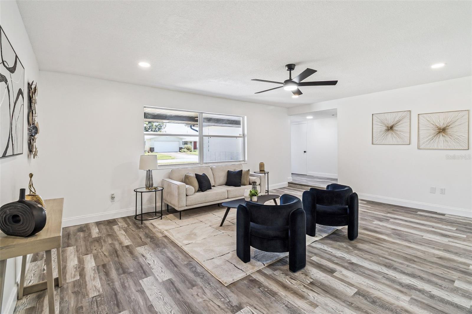 FISKE TERRACE UNIT 04 - Residential