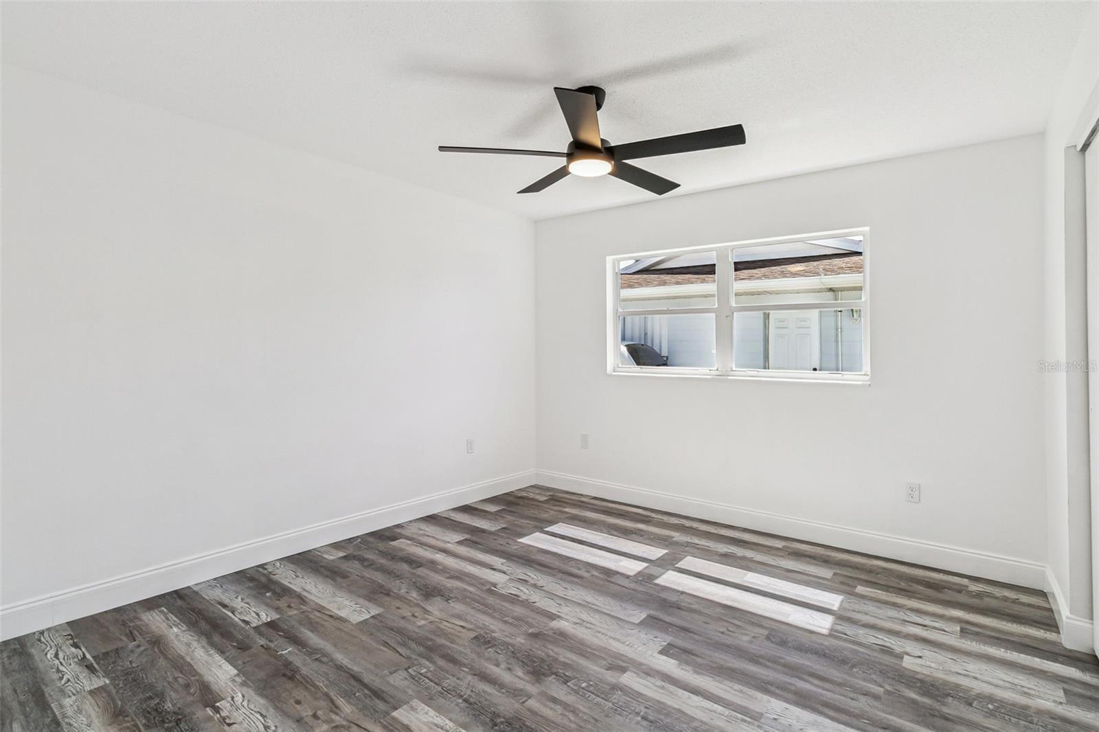 FISKE TERRACE UNIT 04 - Residential