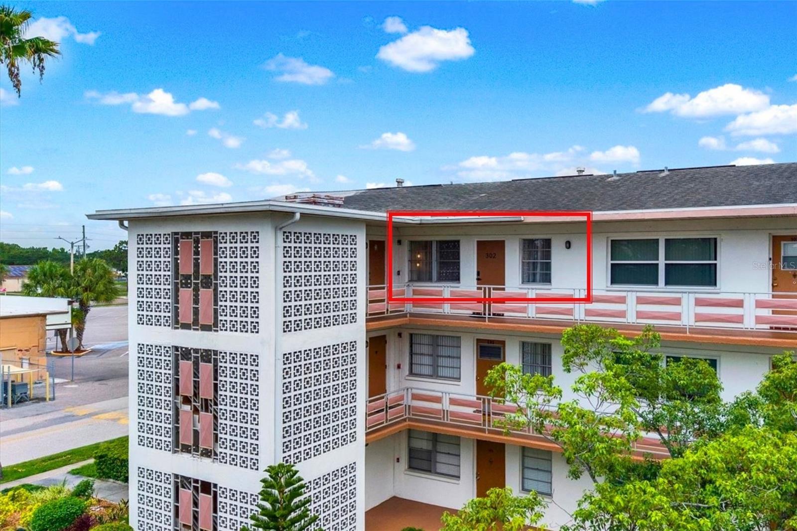 TOWN APTS CONDO - Residential