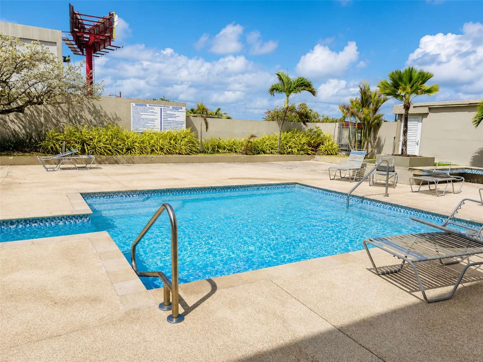 CONDOMINIO VILLAS DEL MAR ESTE - Residential