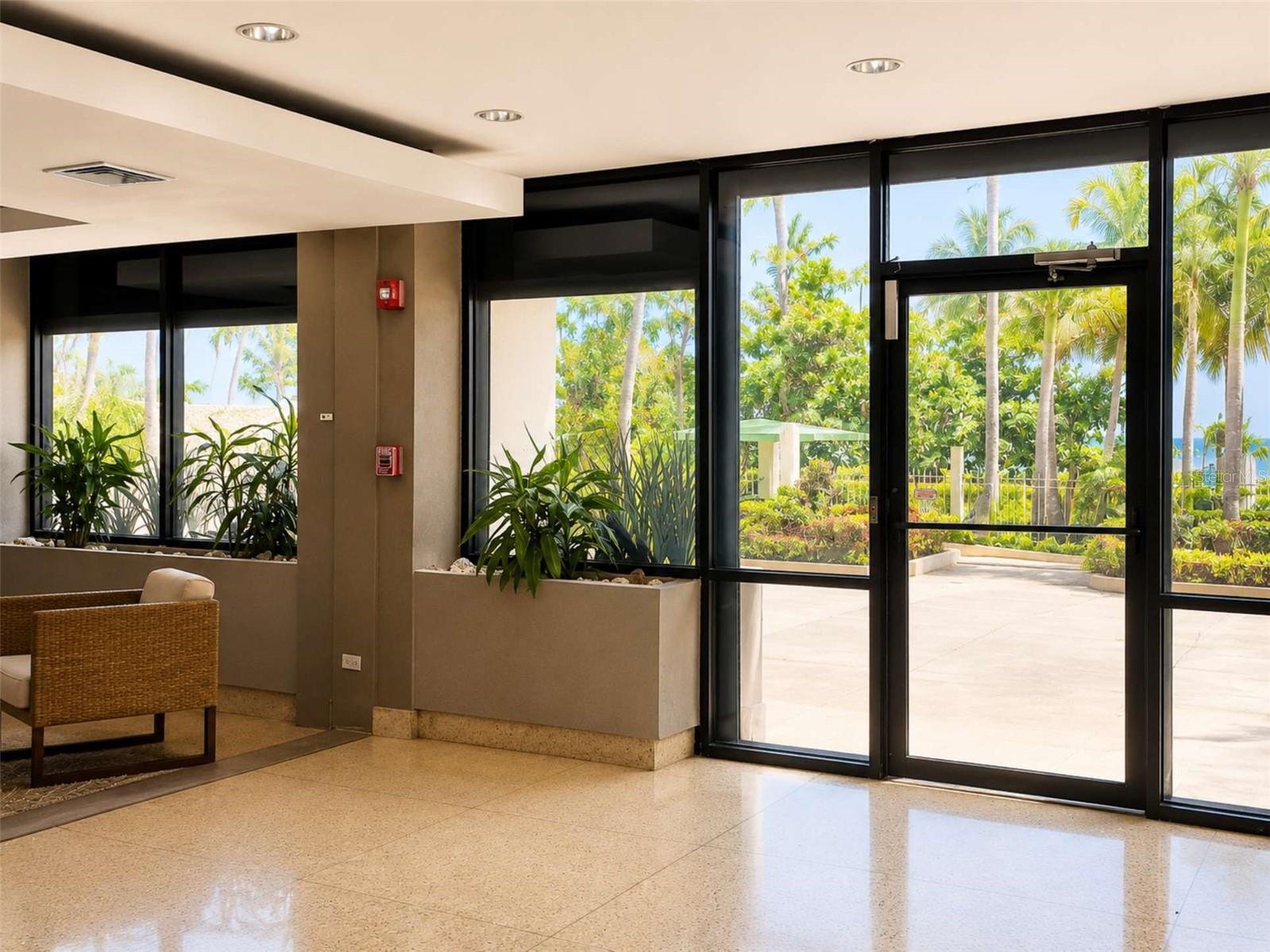CONDOMINIO VILLAS DEL MAR ESTE - Residential
