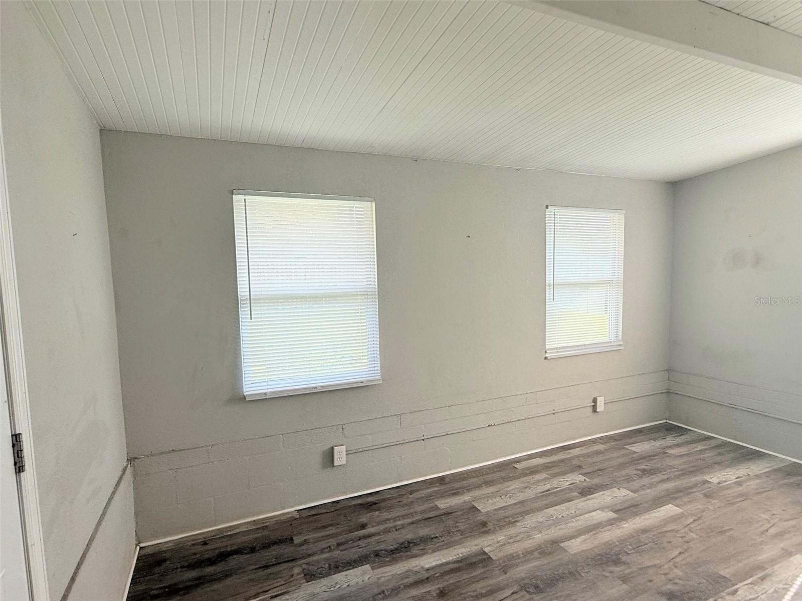 SUN HAVEN HOMES - Residential Lease
