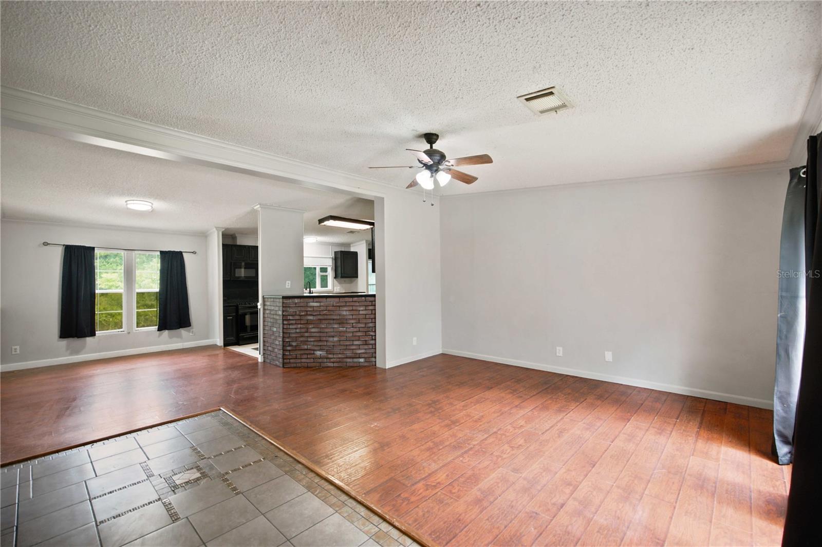MEADOWS UN 11 - Residential