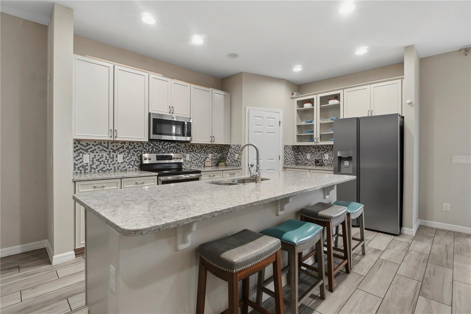CHELSEA PK/WEST HAVEN - Residential
