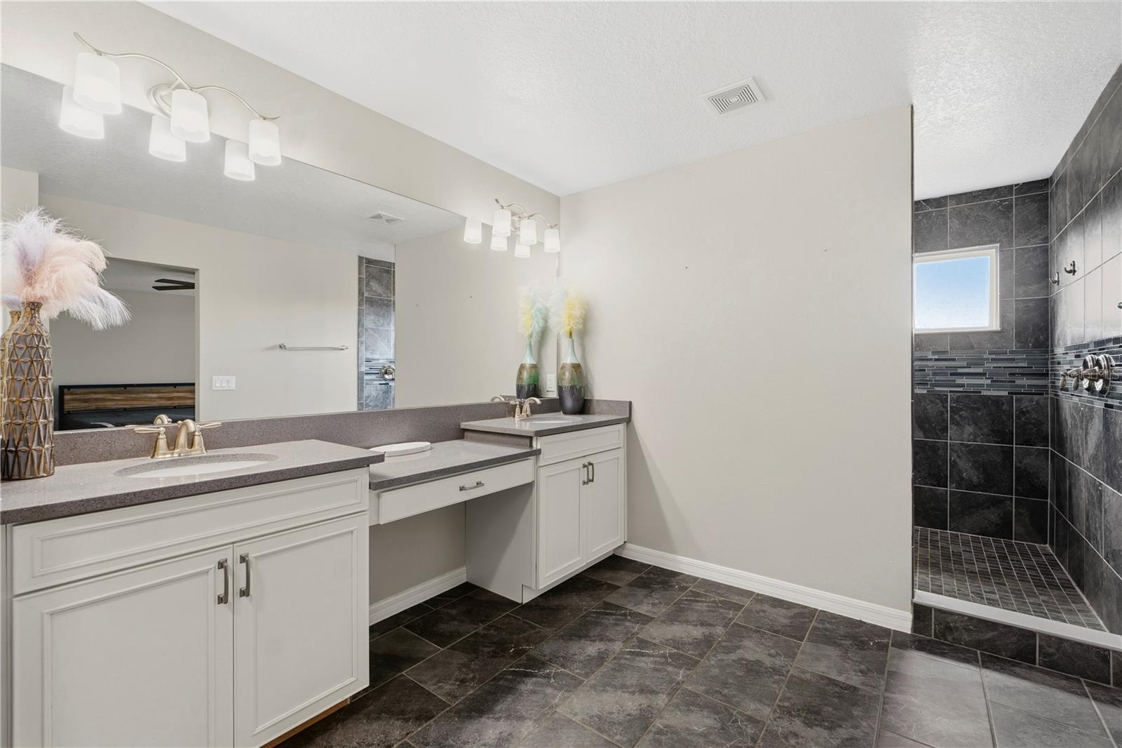 CHELSEA PK/WEST HAVEN - Residential