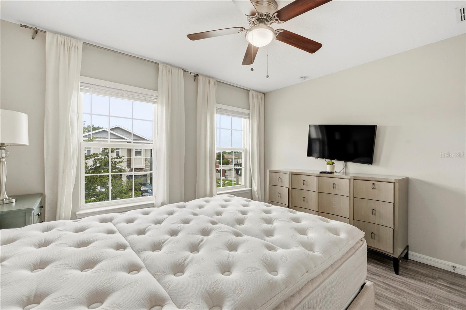 CHELSEA PK/WEST HAVEN - Residential