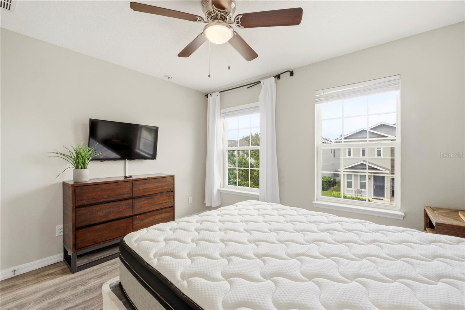 CHELSEA PK/WEST HAVEN - Residential