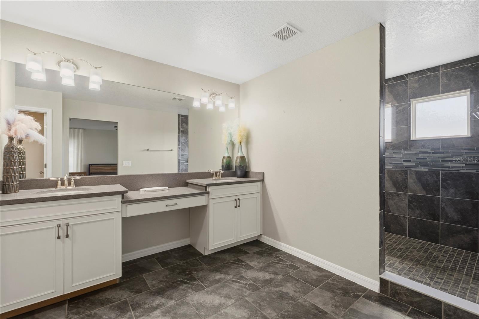 CHELSEA PK/WEST HAVEN - Residential