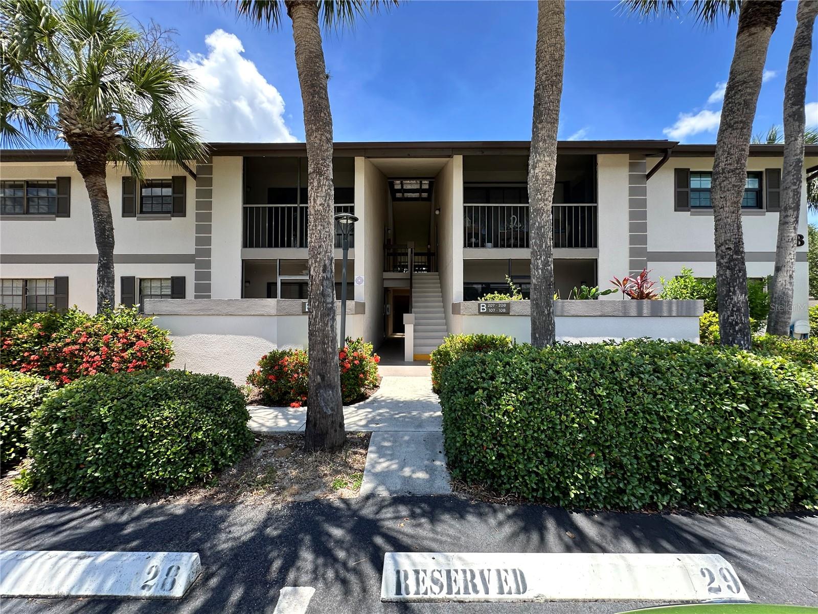 OAK FORREST - Residential