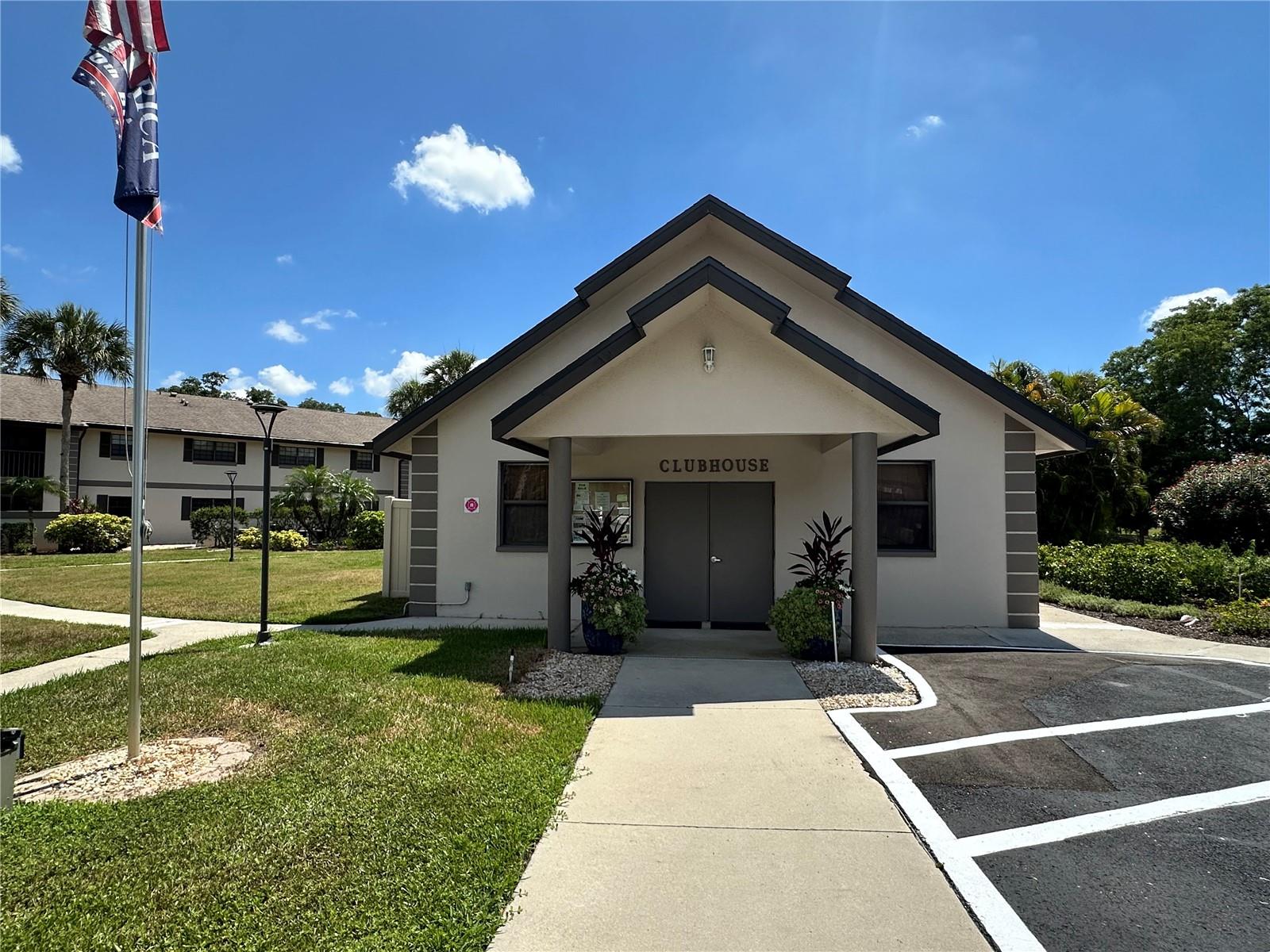 OAK FORREST - Residential