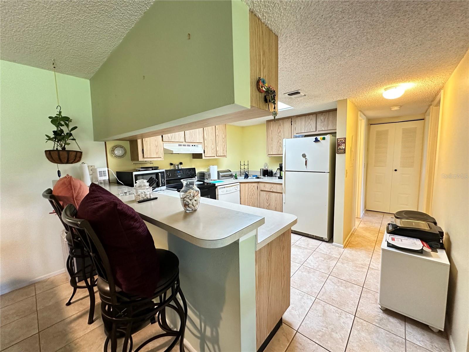 OAK FORREST - Residential