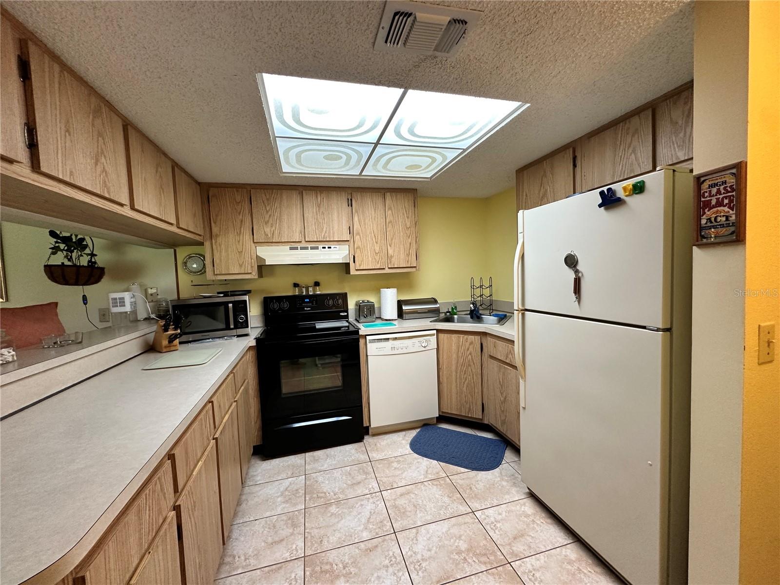 OAK FORREST - Residential