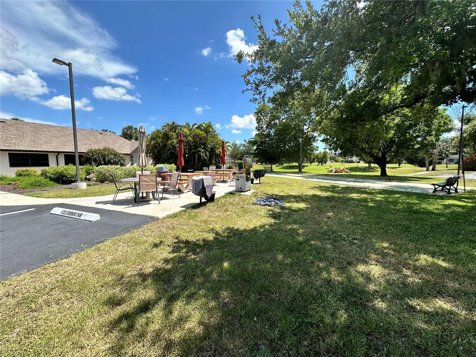 OAK FORREST - Residential